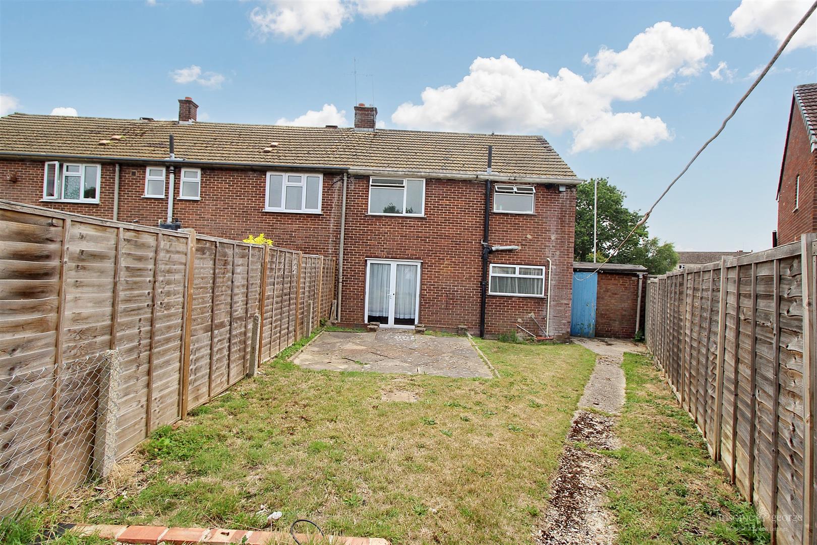 Dee Road, Tilehurst, Reading